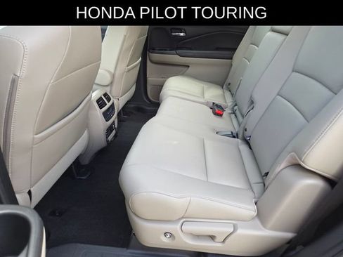 Used 2018 Honda Pilot Touring image 20