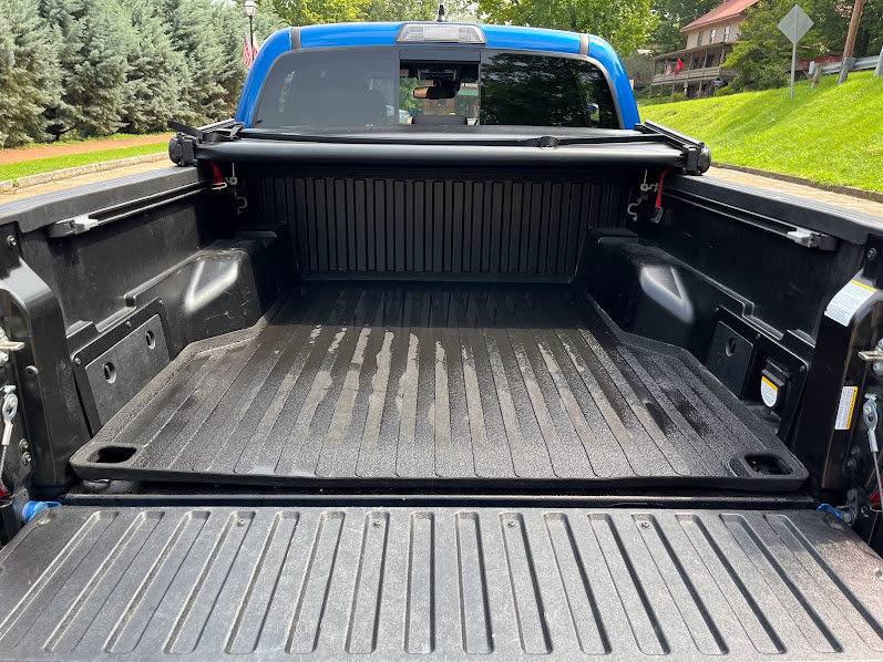 Used 2018 Toyota Tacoma TRD Off-Road AWD/4WD image 44