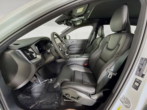 New 2026 Volvo XC60 T8 Ultra w/ Climate Package PRO AWD/4WD image 22