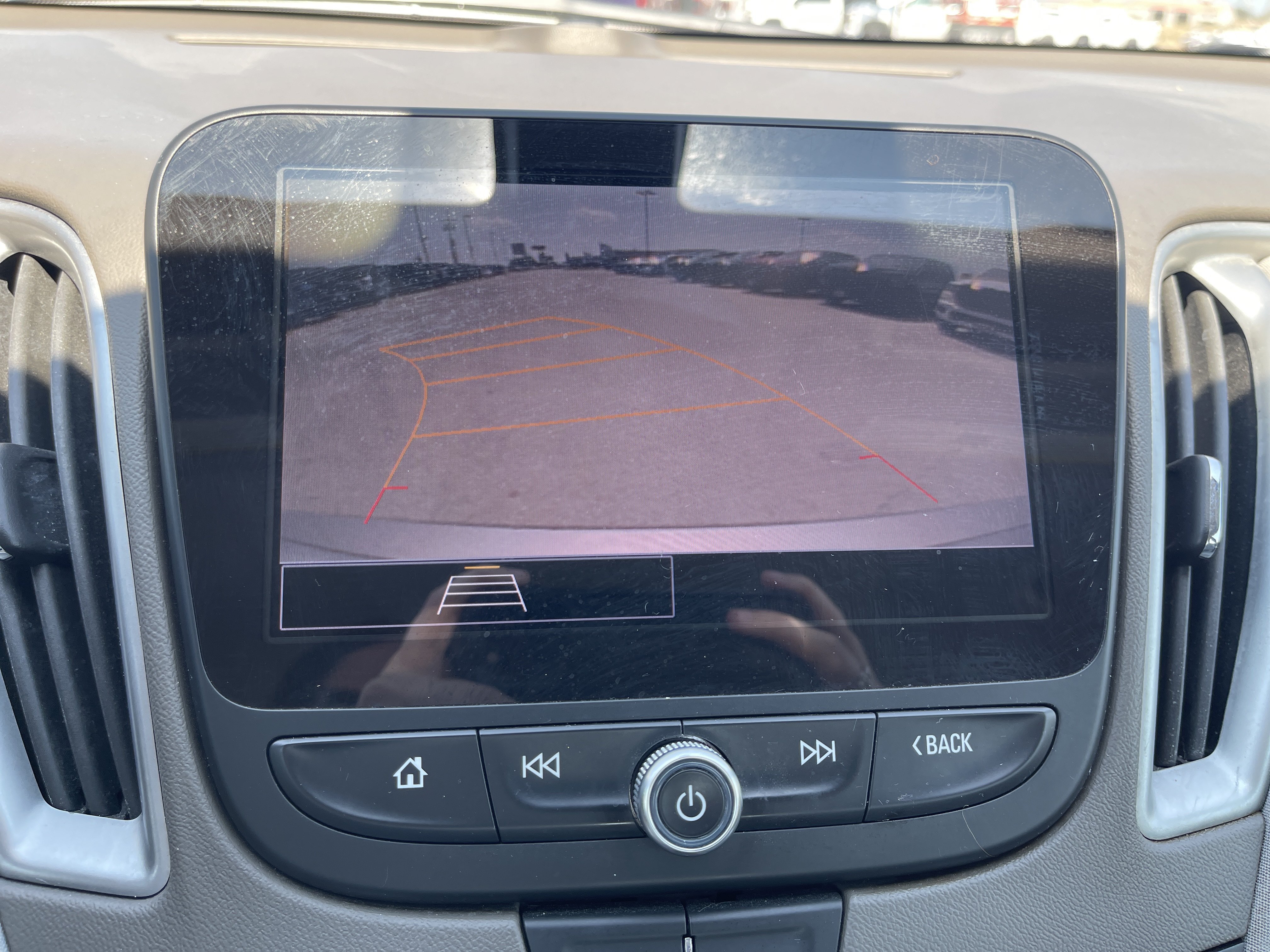 Used 2022 Chevrolet Malibu LT FWD image 30