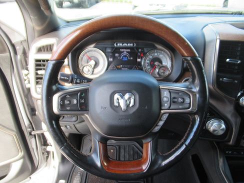 Used 2019 RAM 1500 Limited image 19