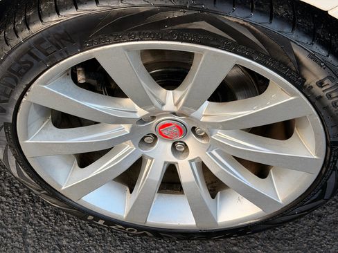 Used 2009 Jaguar XK Coupe image 15