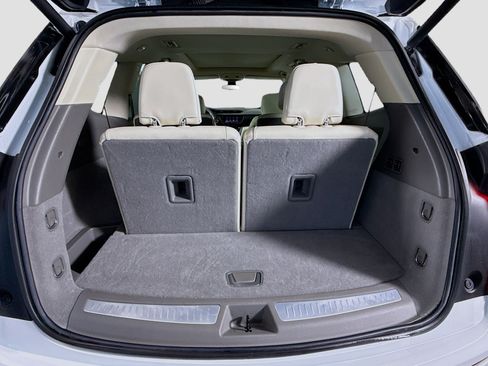 Used 2024 Cadillac XT6 Premium Luxury image 35