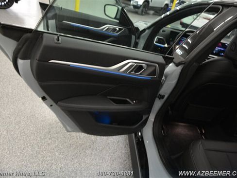 Used 2022 BMW i4 eDrive40 w/ M Sport Package image 40