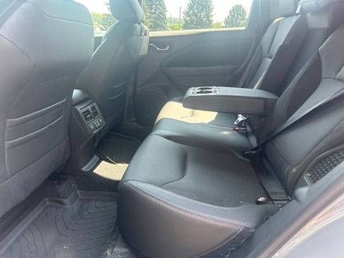 Used 2025 Subaru Forester Touring AWD/4WD image 15