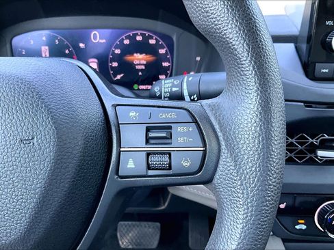 Used 2023 Honda Accord EX image 36
