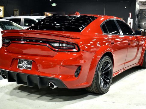 Used 2022 Dodge Charger SRT Hellcat w/ Harman/Kardon Audio Group image 10