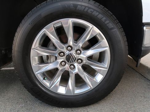 Certified 2020 Chevrolet Silverado 1500 LTZ w/ Technology Package image 42