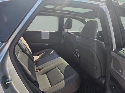 Certified 2024 Lexus RX 350 w/ Convenience Package image 23