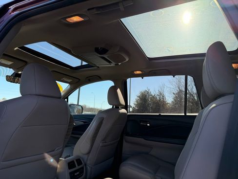 Used 2022 Honda Pilot Elite image 36