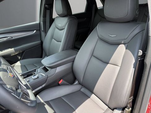 Used 2026 Cadillac XT5 Luxury FWD image 14