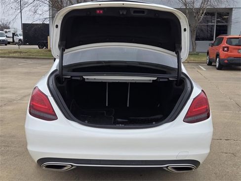 Used 2021 Mercedes-Benz C 300 Sedan image 9