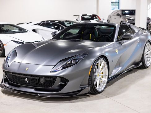 Used 2023 Ferrari 812 GTS image 12