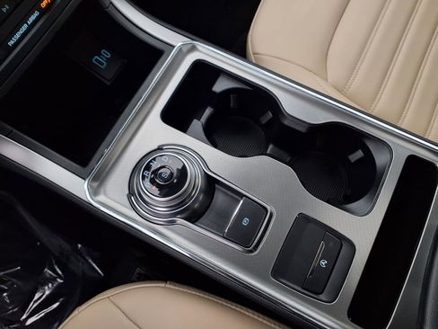 Certified 2022 Ford Edge SEL image 24