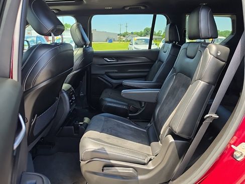 Certified 2023 Jeep Grand Cherokee L Altitude AWD/4WD image 19