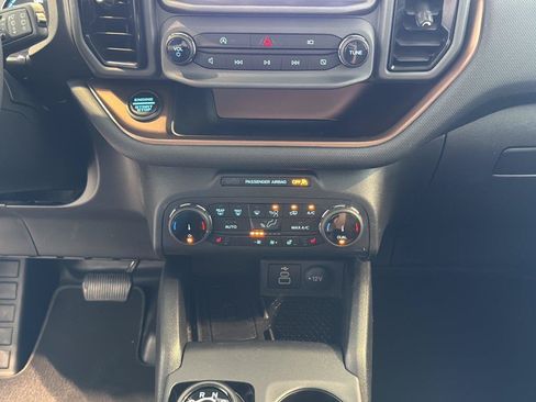 Certified 2024 Ford Bronco Sport Badlands w/ Premium Package AWD/4WD image 25