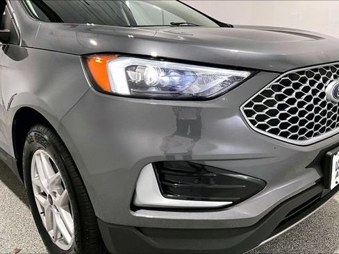 Used 2024 Ford Edge SEL AWD/4WD image 39