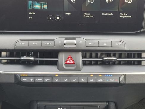 New 2026 Kia K4 FWD image 16