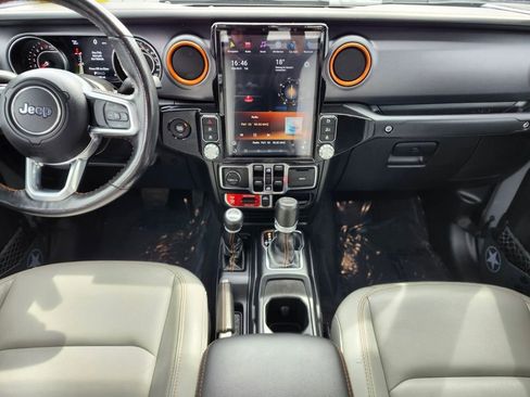 Used 2021 Jeep Gladiator Mojave image 12