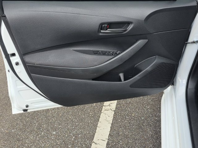 Used 2023 Toyota Corolla LE FWD image 27