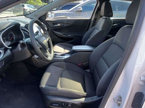 Used 2024 Chevrolet Malibu LT FWD image 13