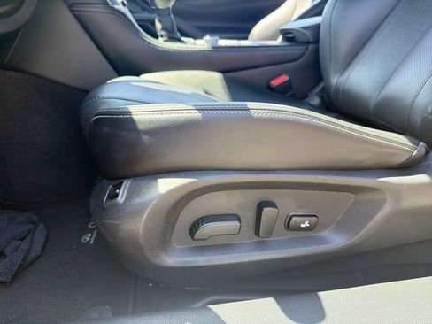 Used 2021 INFINITI Q60 3.0t Luxe w/ Cargo Package RWD image 14