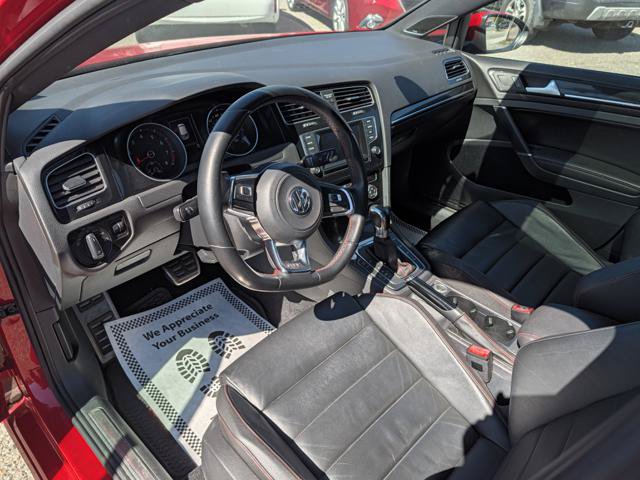 Used 2015 Volkswagen GTI SE FWD image 18