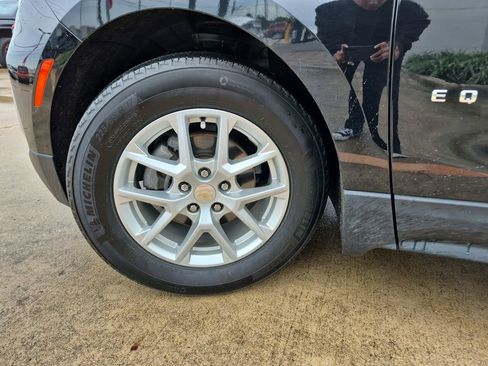 Used 2023 Chevrolet Equinox LT FWD image 26
