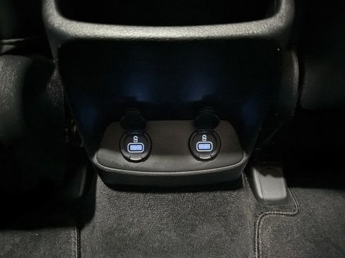 Used 2020 Hyundai Santa Fe SEL w/ Convenience + Premium Package image 31