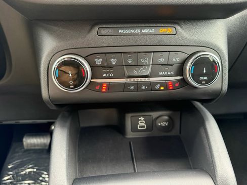 New 2025 Ford Escape ST-Line w/ Equipment Group 301A image 15