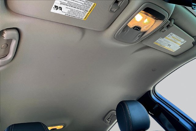 Used 2023 Buick Encore GX Select w/ Sport Touring Package FWD image 26