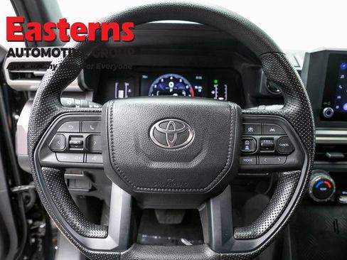 Used 2026 Toyota Tacoma SR5 AWD/4WD image 10