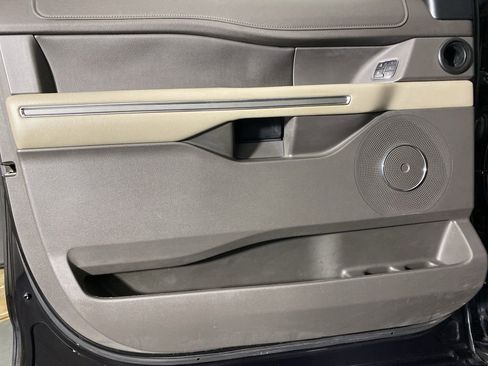 Used 2020 Ford Expedition Max XLT w/ Equipment Group 202A image 25