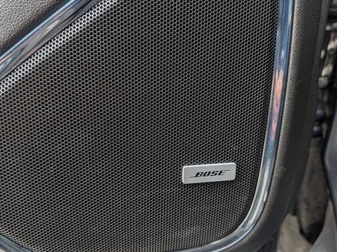 Used 2019 Chevrolet Suburban Premier AWD/4WD image 17