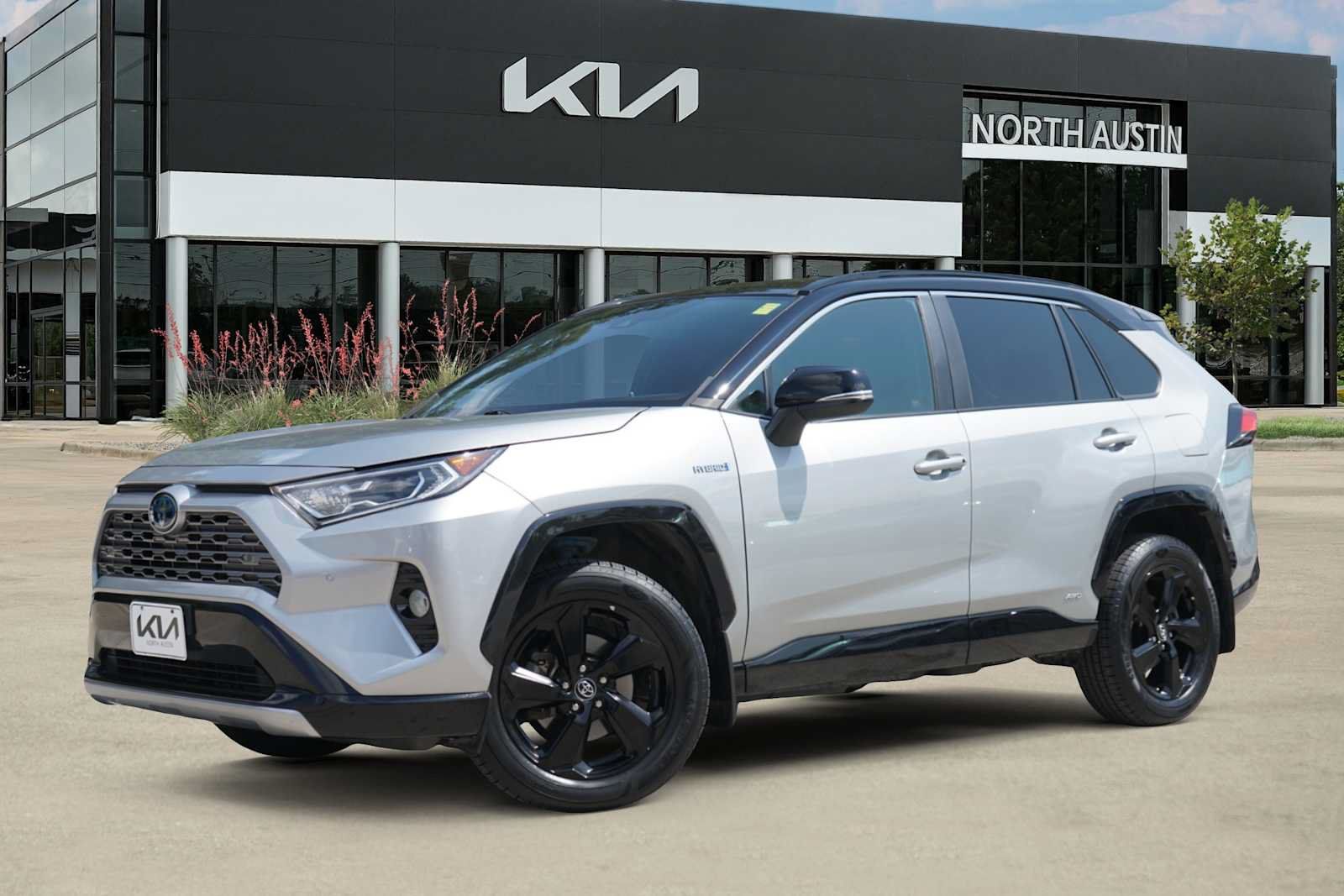Used 2021 Toyota RAV4 XSE AWD/4WD image 1