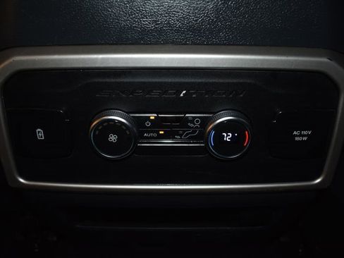 Used 2023 Ford Expedition Max XLT image 39