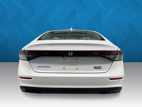 New 2026 Honda Accord Touring image 4