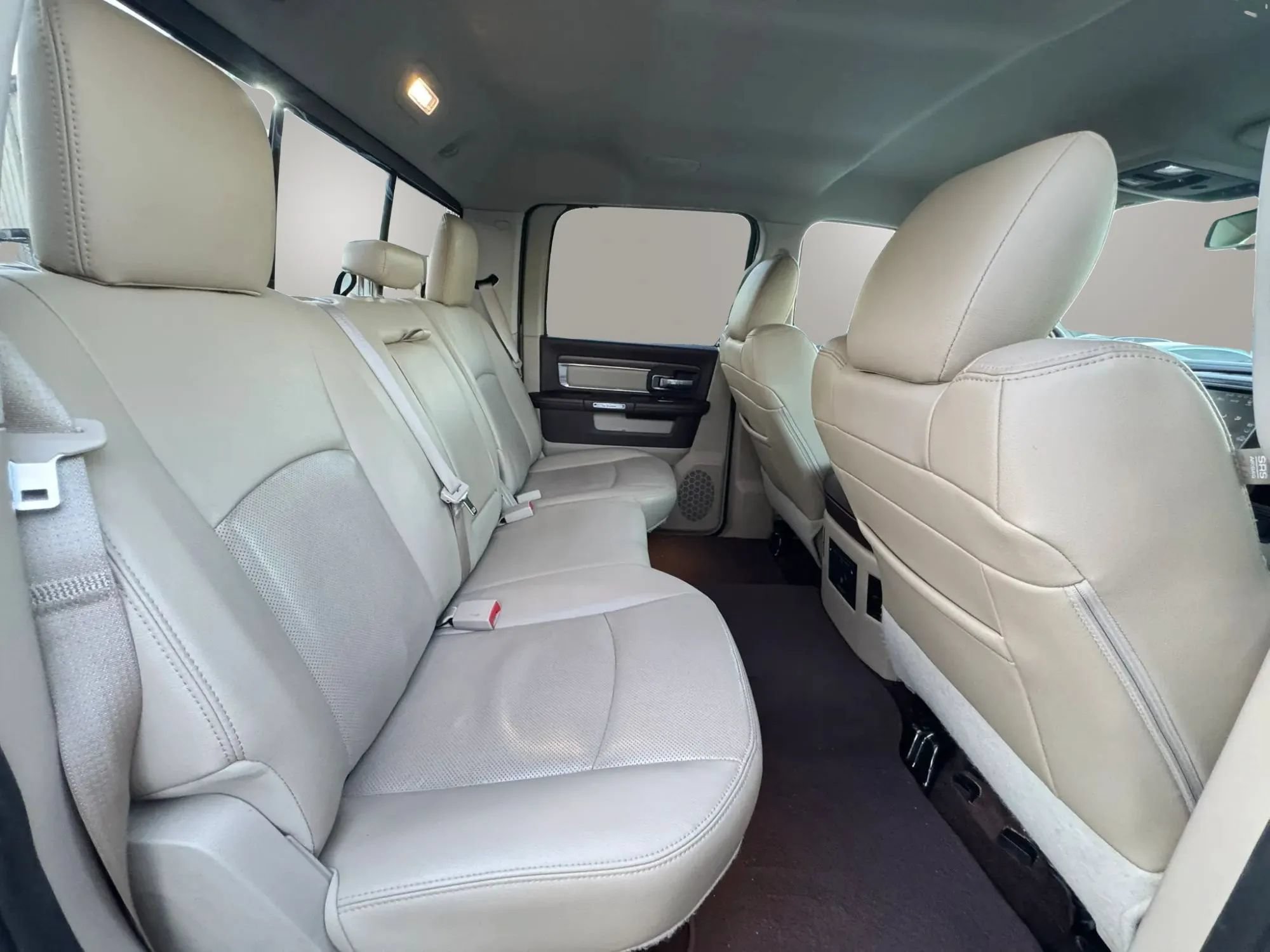 Used 2017 RAM 1500 Laramie w/ Convenience Group AWD/4WD image 14