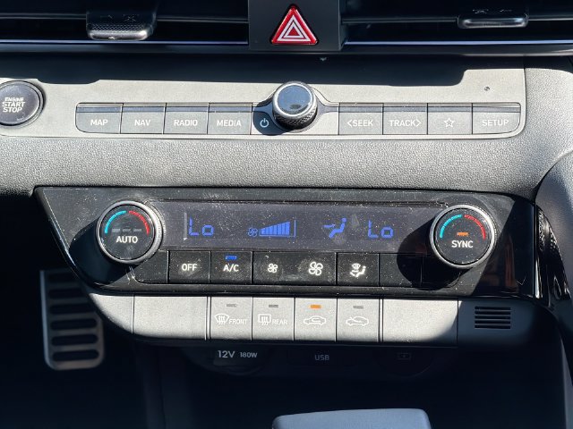 New 2026 Hyundai Elantra SEL FWD image 25