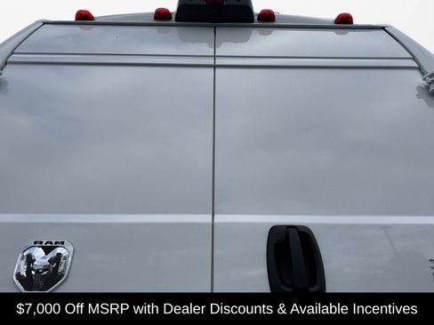 New 2026 RAM ProMaster 3500 w/ Premium Convenience Group FWD image 17