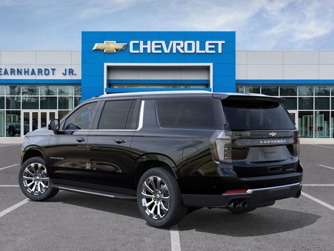 New 2026 Chevrolet Suburban Premier image 5