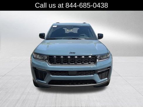 New 2026 Jeep Grand Cherokee Limited w/ Limited Altitude Package RWD image 2