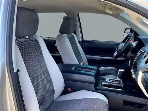 Used 2019 Toyota Tundra SR5 w/ SR5 Upgrade Package image 7