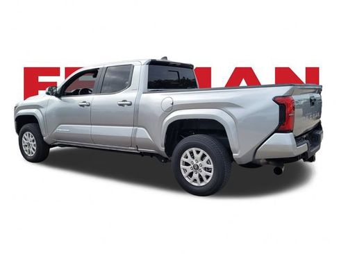 Used 2024 Toyota Tacoma SR5 image 6