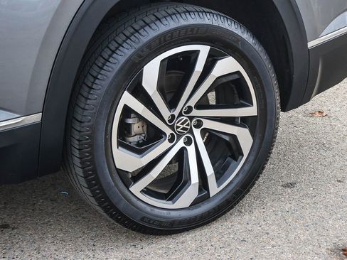 Used 2021 Volkswagen Atlas SEL Premium image 9