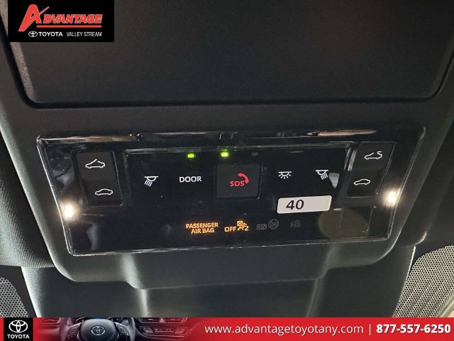 Used 2026 Toyota RAV4 SE w/ Convenience Package AWD/4WD image 37
