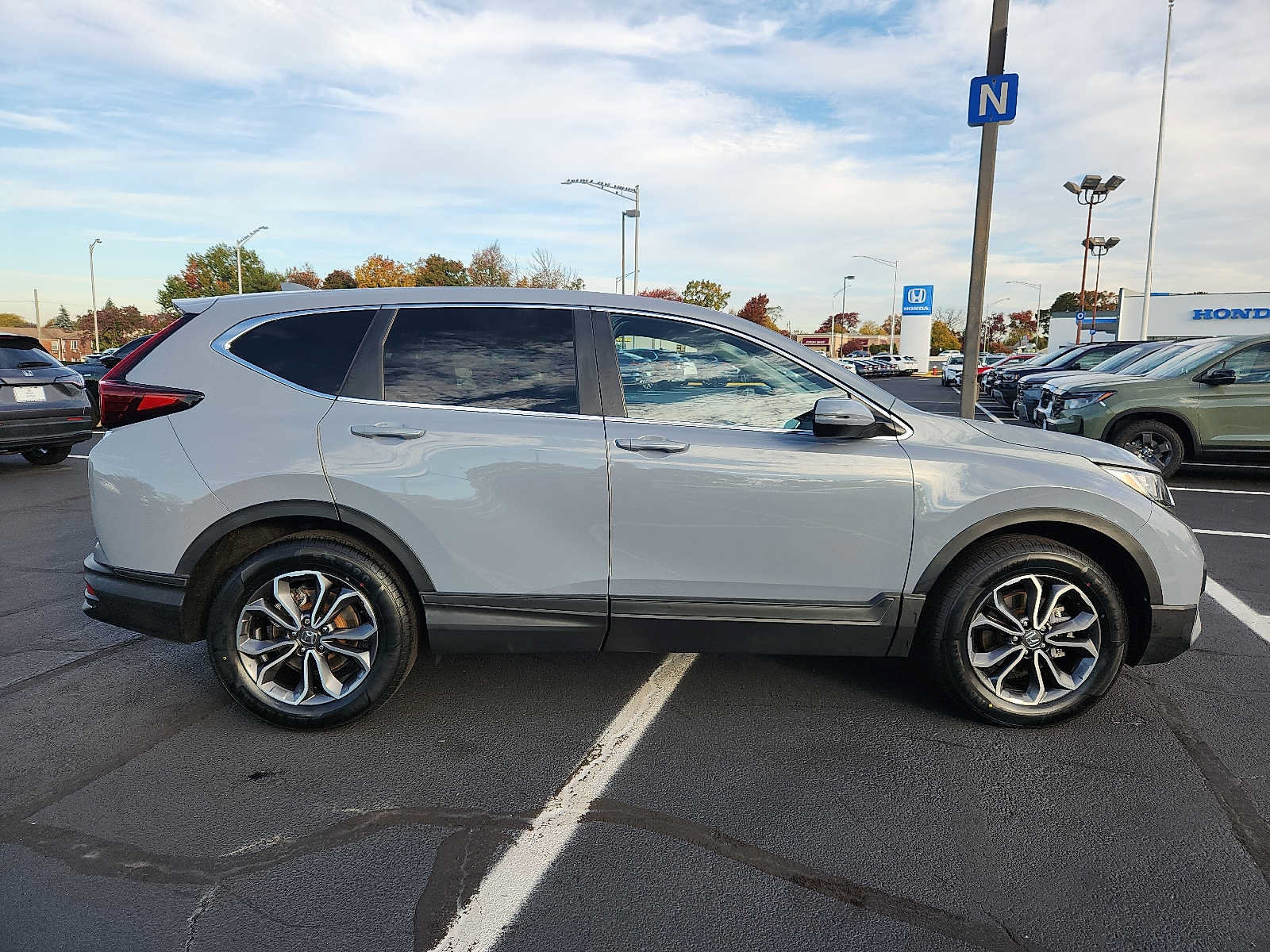 Used 2021 Honda CR-V EX image 7