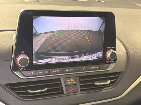 Used 2020 Nissan Altima 2.5 S FWD image 32
