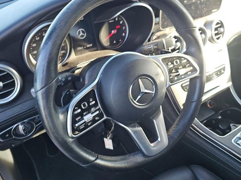 Used 2020 Mercedes-Benz GLC 300 image 7