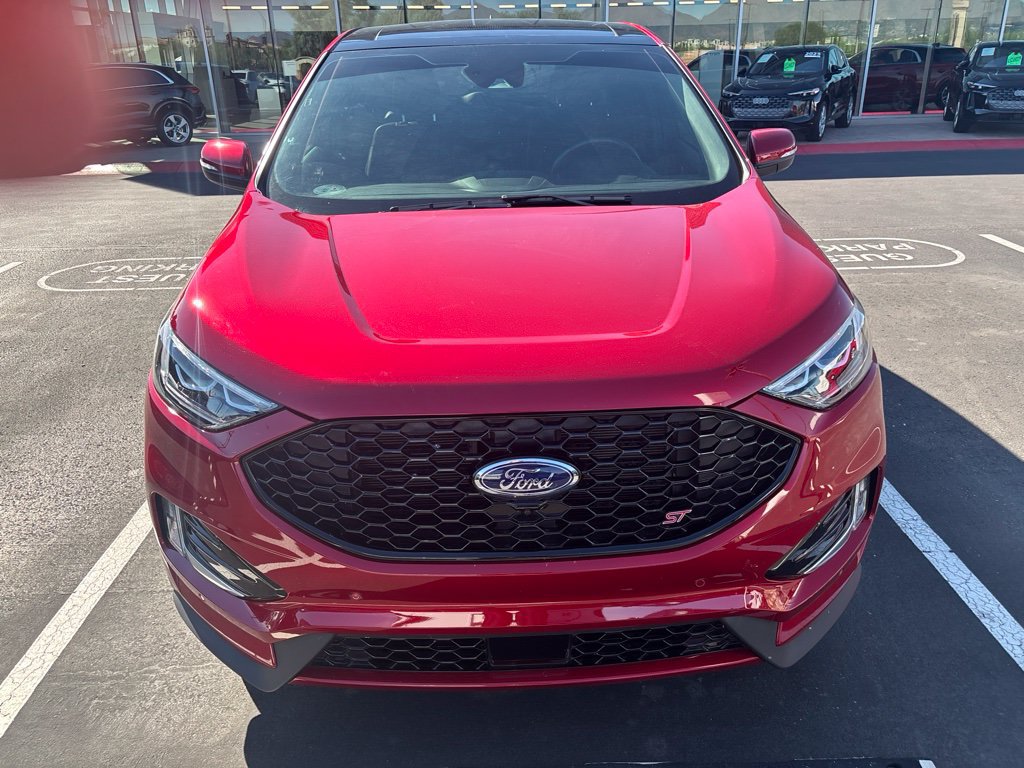 Used 2020 Ford Edge ST w/ Equipment Group 401A AWD/4WD image 2